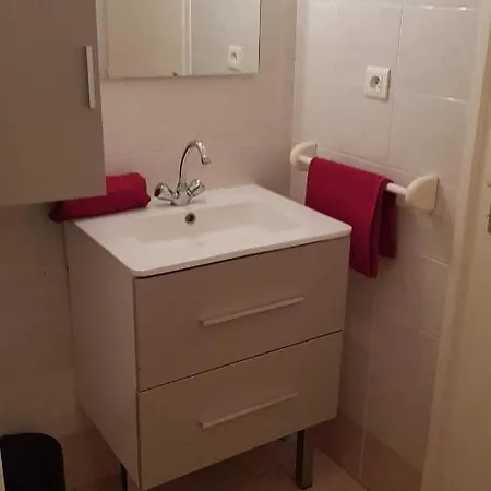 T1 Vue Bord De 아파트 *